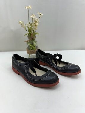 Hush Puppies Mary Jane flats